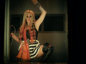Avril Lavigne Love It When You Hate Me (feat Blackbear) (M)